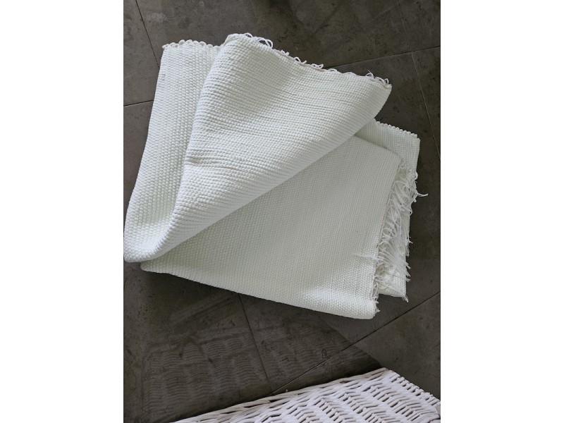 Tapete artesanal liso cor verde água muito clarinho 100% algodão - 140 x 200 cm Tapete artesanal liso cor verde água muito clarinho 100% algodão - 140 x 200 cm